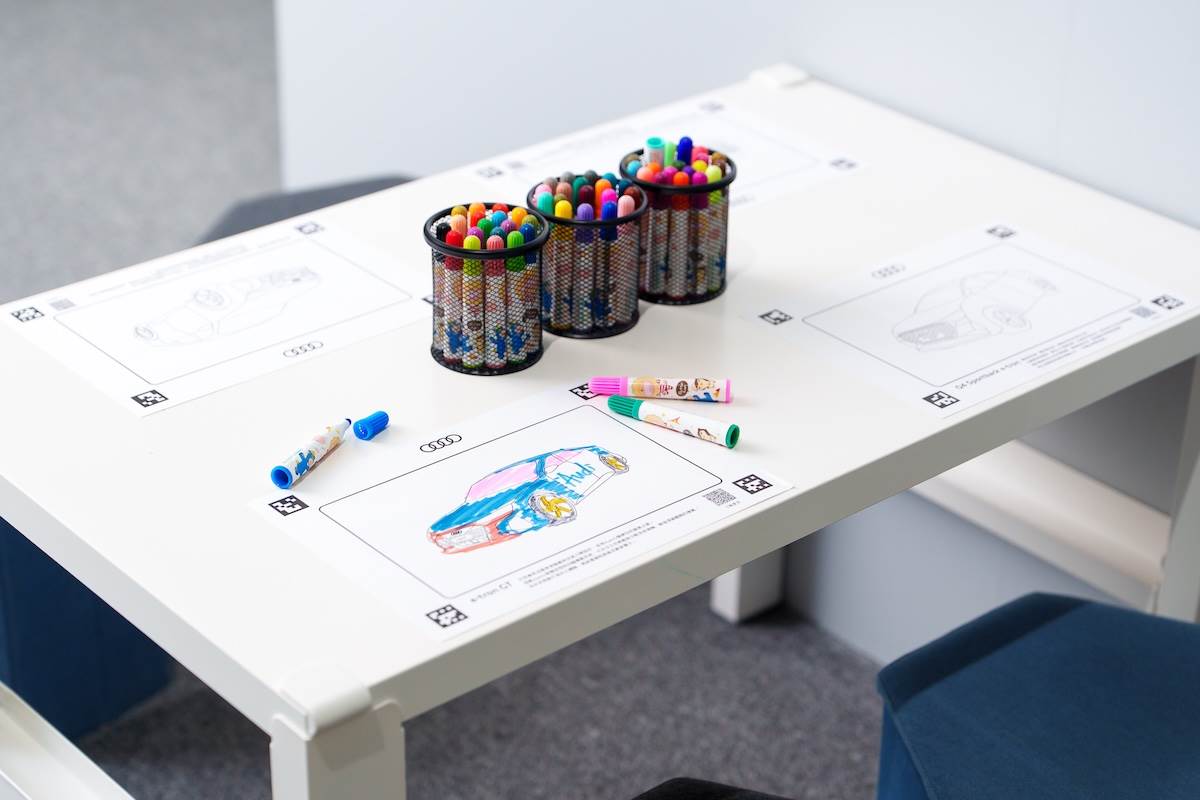 針對家庭顧客需求,也特別設置兒童專區,讓消費者在購車或等候期間有更多彈性的休憩選擇。(圖/台灣奧迪提供)