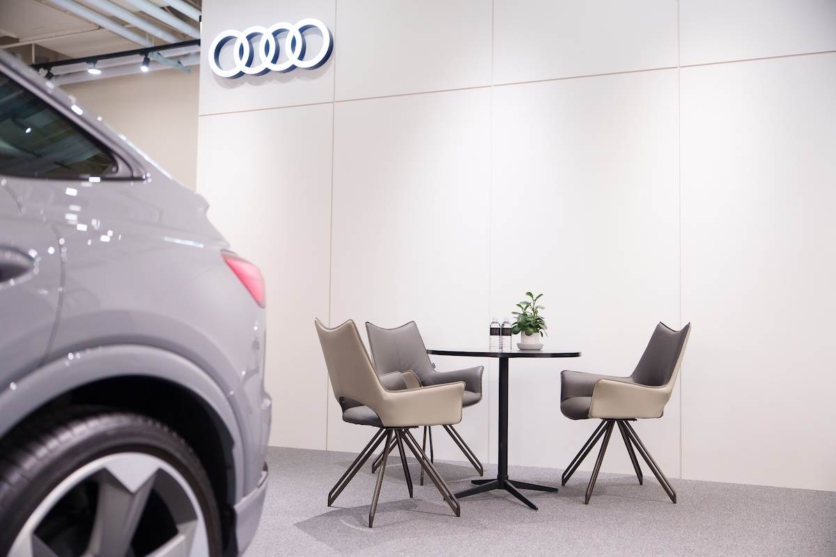 賞車空間擁有現代感與舒適兼具的特色。(圖/台灣奧迪提供)