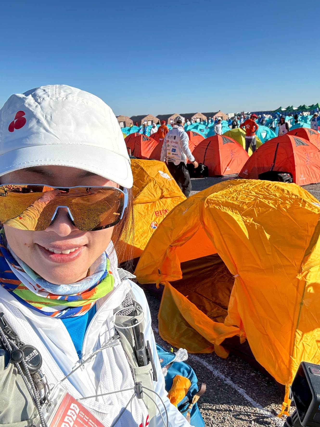路永佳挑戰戈壁，行前訓練一年，跟同學建立起深厚情感。（圖／路永佳提供）