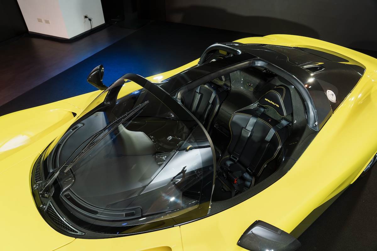 車門、T-Frame以及前檔風玻璃都可以卸除,創造不同的駕駛感受。(圖/林昱丞攝影)