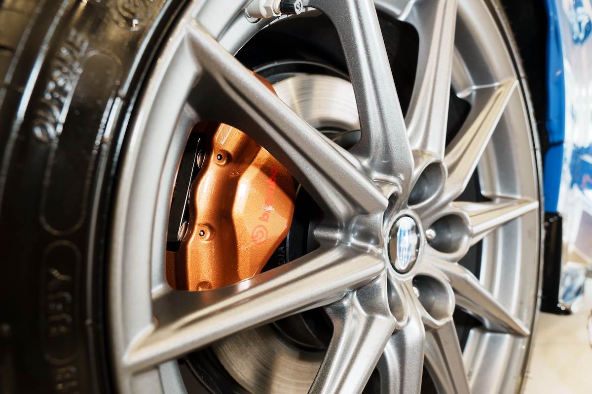 碟盤的直徑進一步放大至前326mm、後316mm的規格。（圖／林昱丞攝影）