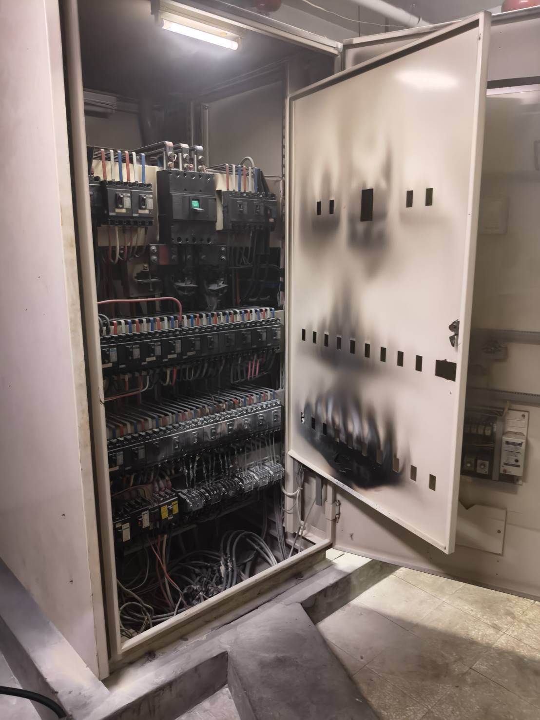 5392DF6D-546F-4D28-9473-830D8C4A22FE