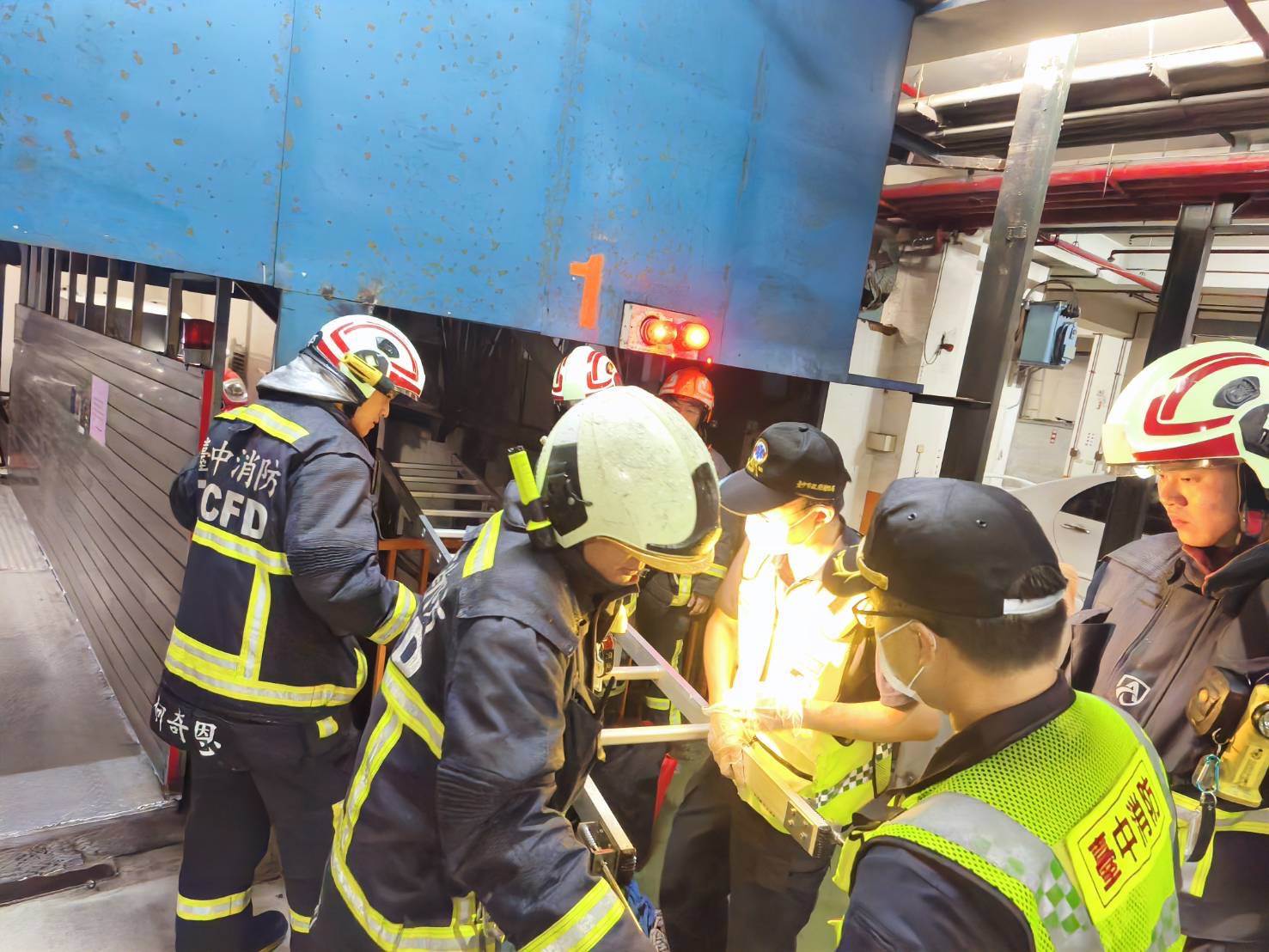 E9FA463F-9DAF-4E00-83F7-1477829EC8DA