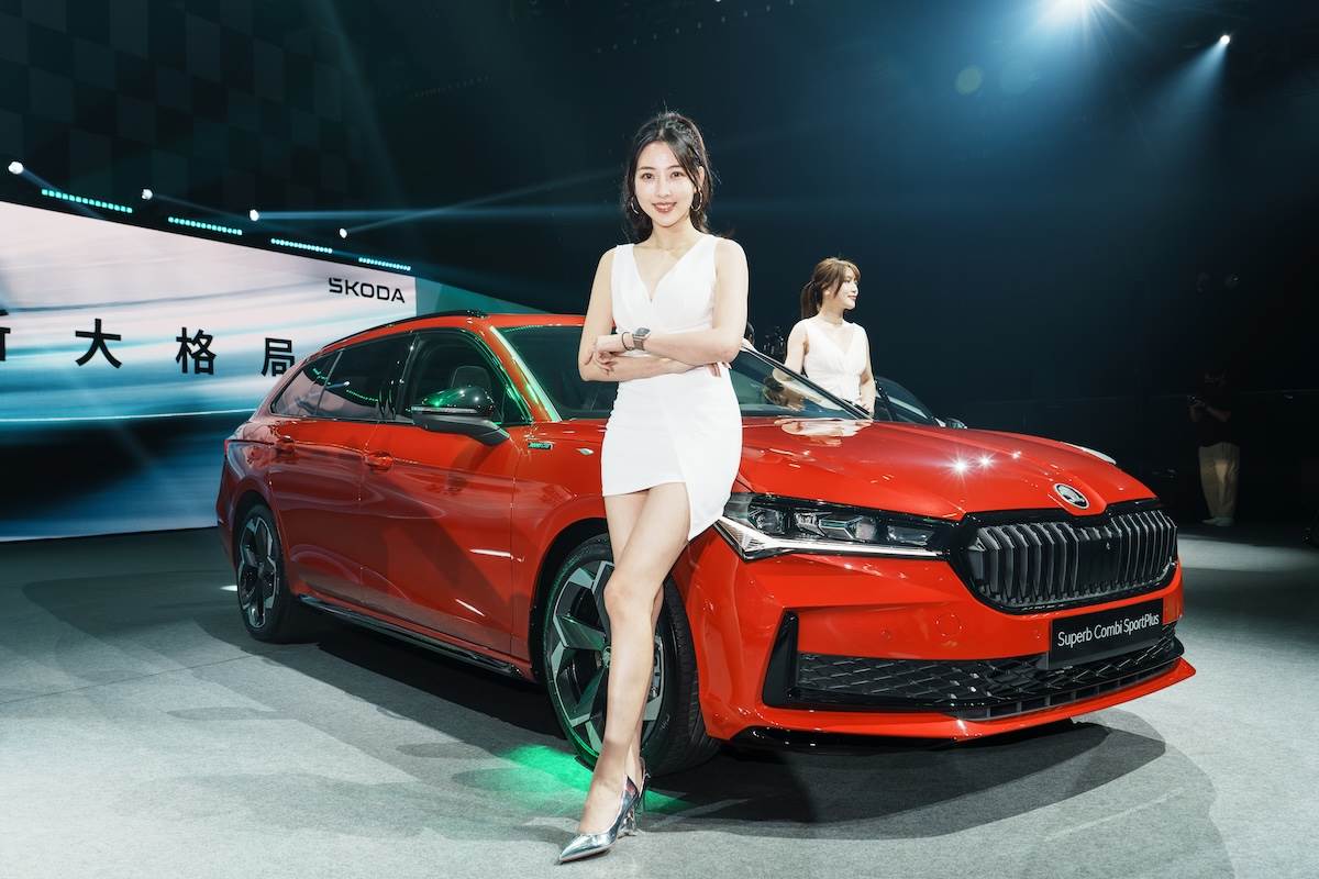 售價從129.8萬元起，最貴的Combi 2.0 TSI 4x4 SportPlus則是182.8萬元。（圖／林昱丞攝影）