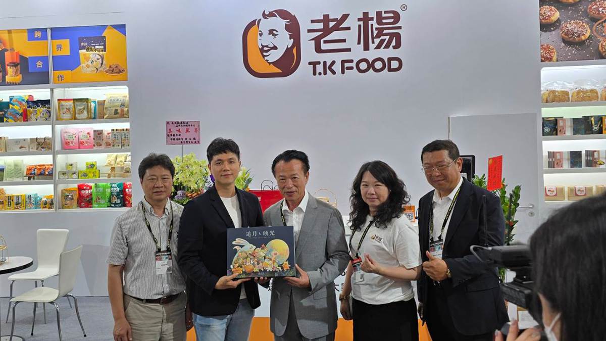 老楊食品持續落實企業社會責任，從原料選擇、包裝思維到合作模式，強調環境友善與產業共生。（圖／老楊食品提供）