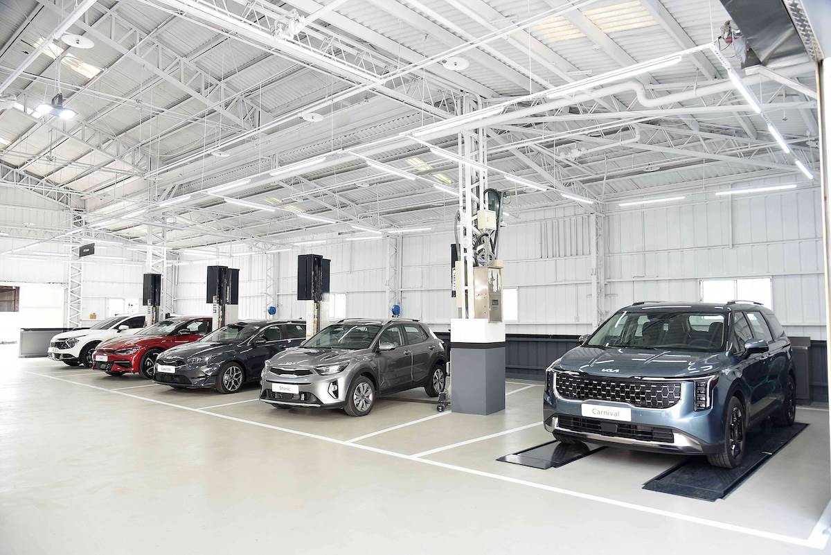 服務廠區設有5個維修工位，搭配專業的維修設備與技術團隊，為大台中地區車主提供高效率與高品質的保養與維修服務。（圖／台灣森那美起亞提供）