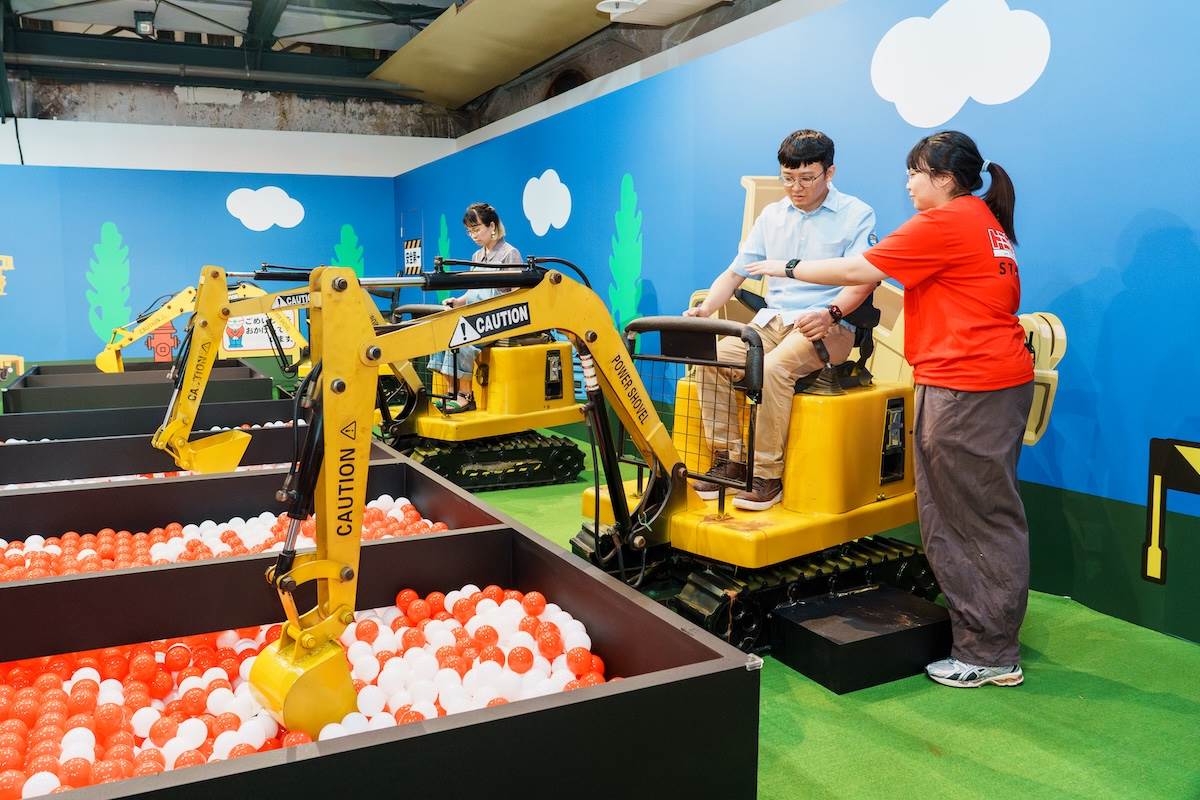 就算不會操作，也會有工作人員幫忙教學。（圖／林昱丞攝影）