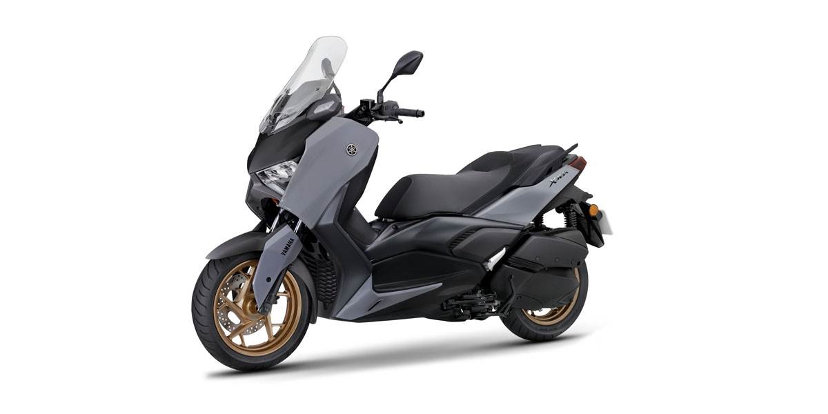XAMX車色Dark Ceramic 玄瓷灰。(圖/台灣山葉提供)