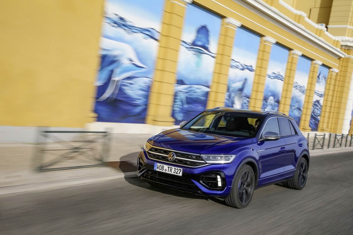 全新年式T-Roc指定車型升級價值25,000元高品質Beats環繞音響系統。（圖／台灣福斯汽車提供）