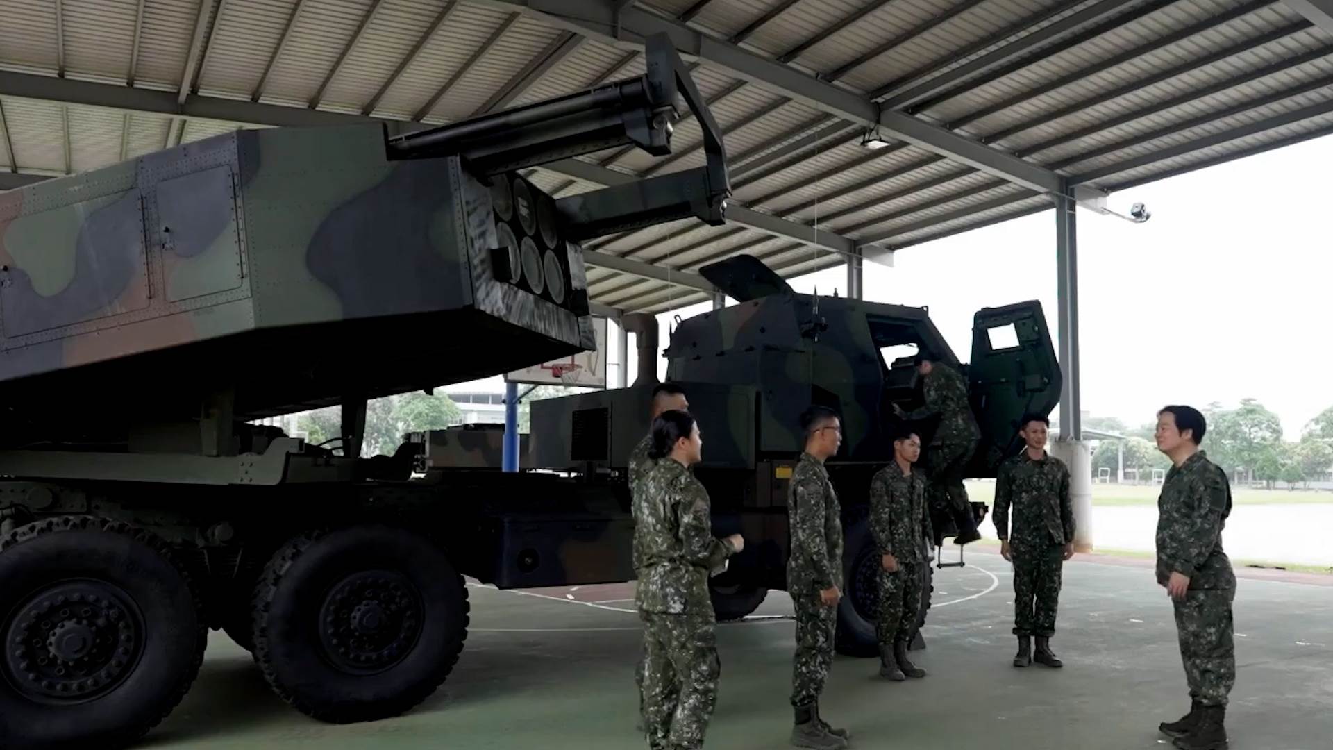 跨螢用NEW.00_00_15_02.Still034