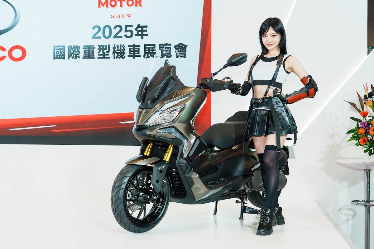 Xciting X350以歐風機能美學為核心，結合運動跑格與跨界冒險元素，打造出既粗獷又充滿風格的外型線條。（圖／林昱丞攝影）