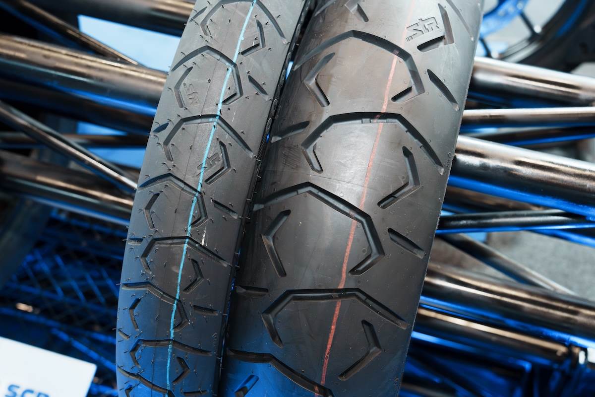 TRAILHOUND SCR胎體運用「零度鋼絲技術」搭配「高科技合成纖維材質」構成高強度結構。（圖／林昱丞攝影）