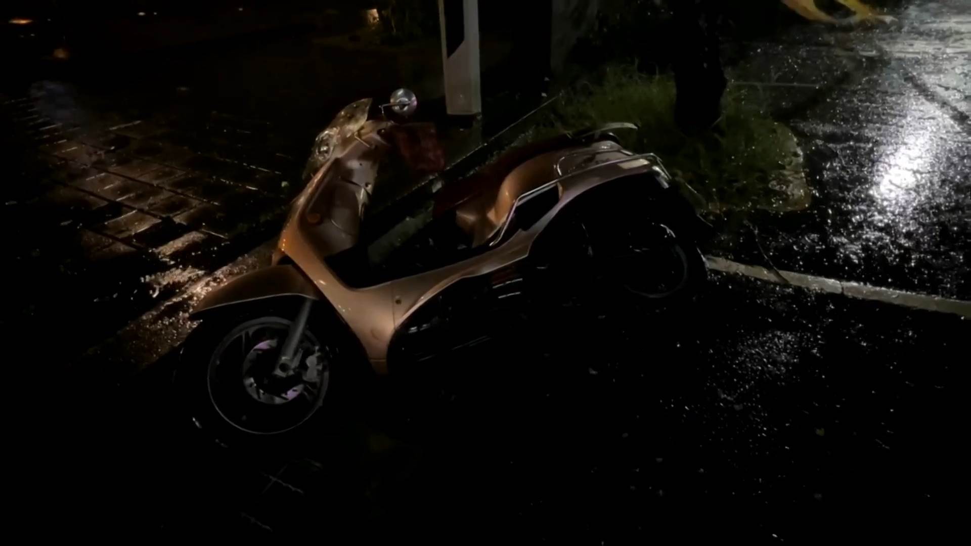 #1_Channel 3---2025_07_06---22_00_40---H264 8 bit---260---split027.mp4_snapshot_08.43.808