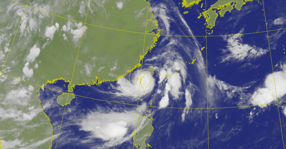 丹娜絲颱風昨（6）日深夜由嘉義縣布袋登陸。（圖／氣象署）