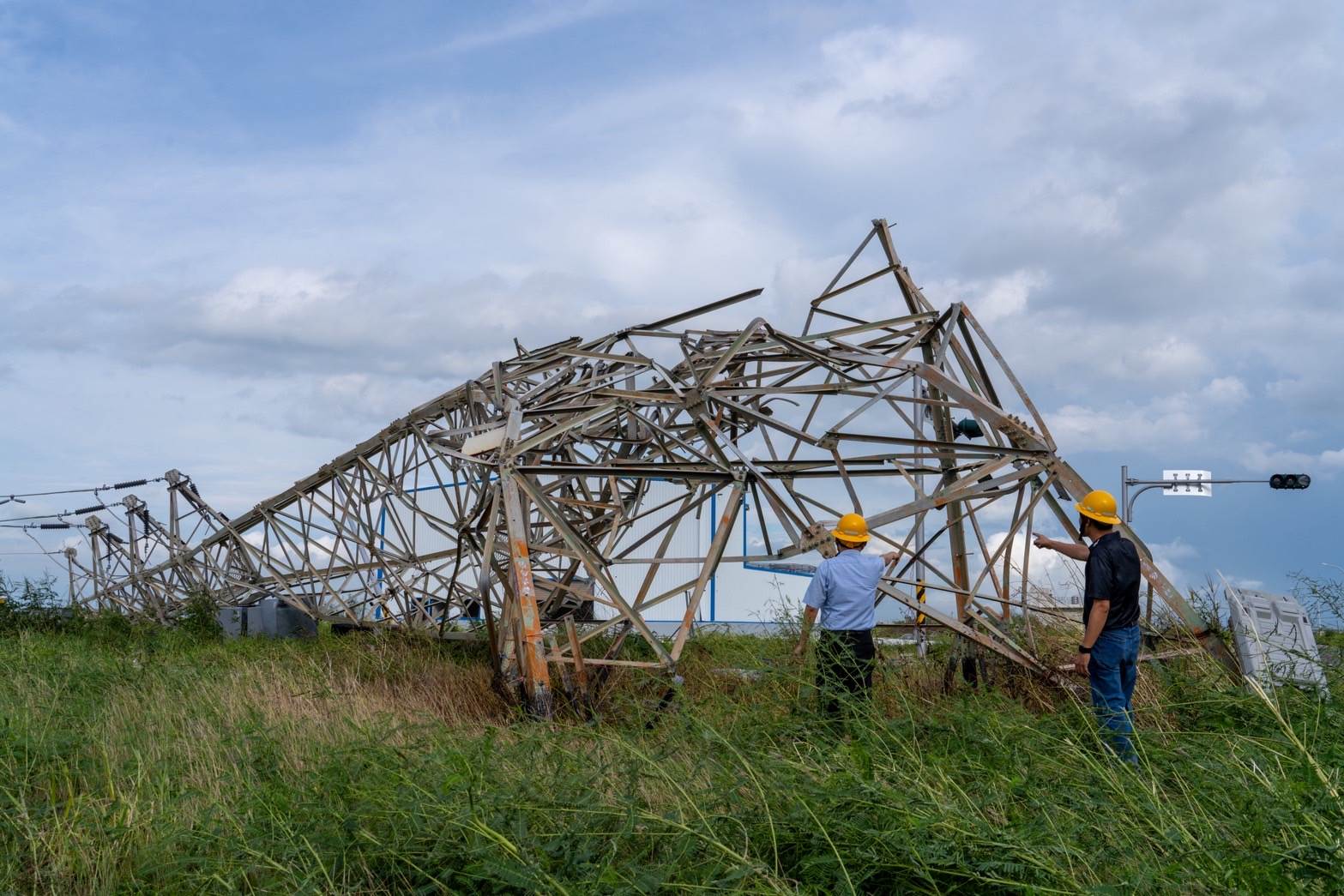 圖說:丹娜絲颱風是120年來第一個在嘉義登陸的颱風,少了「護國神山」中央山脈抵禦,