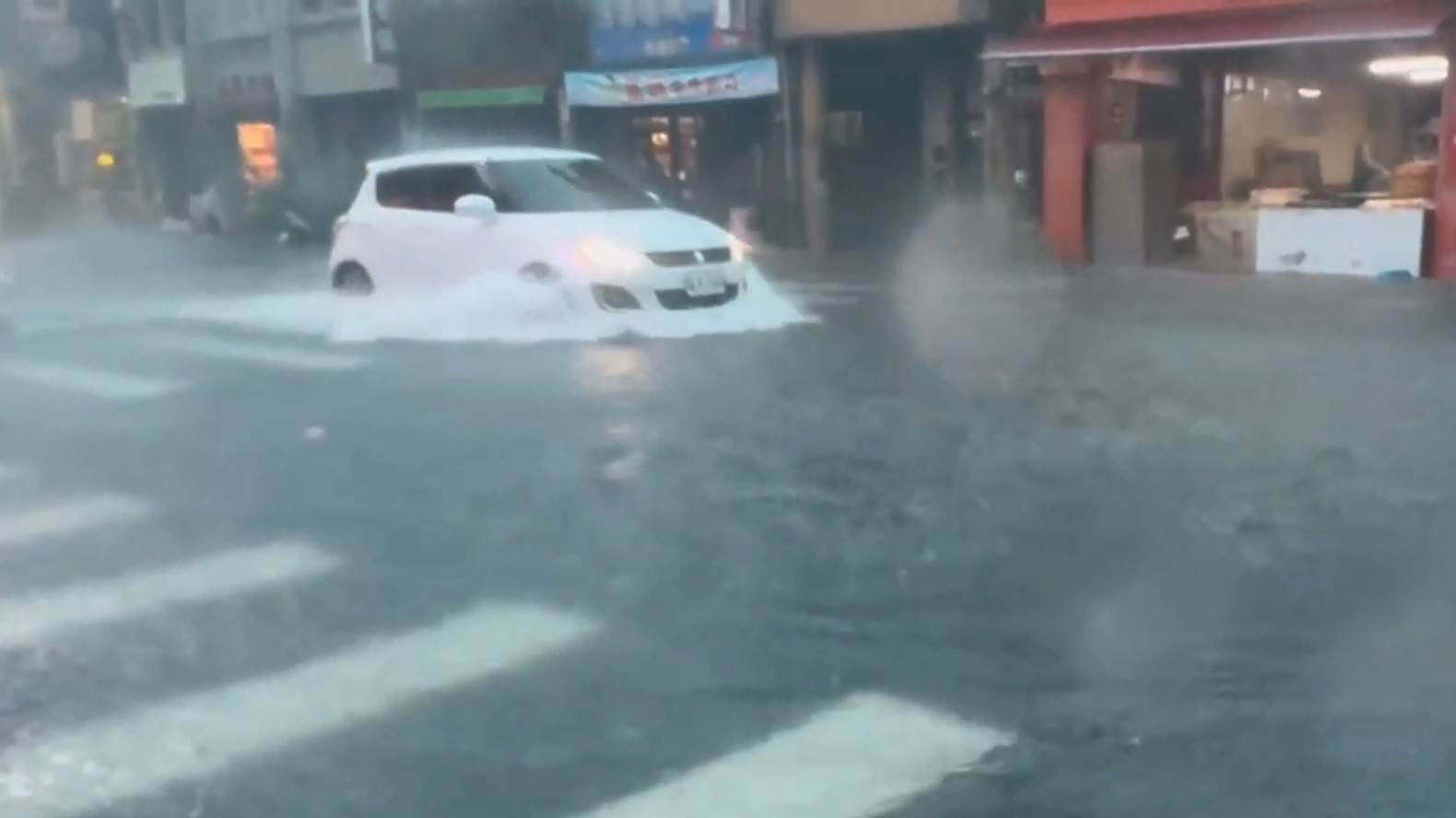 #1_Channel 3---2025_07_08---10_40_41---H264  8 bit---274---split024.mp4_snapshot_06.07.041