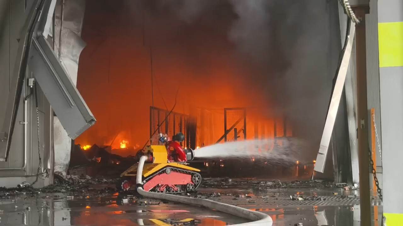 8b0ef3e8-1719-4047-a344-2b1d516fb8e7.mp4_snapshot_00.01.091