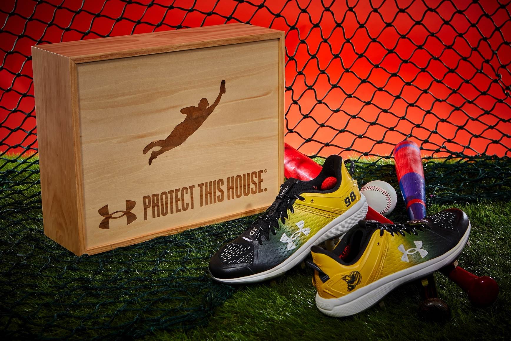 中信兄弟岳東華,彩繪鞋黃與黑色漸層鋪陳沉穩守備特質