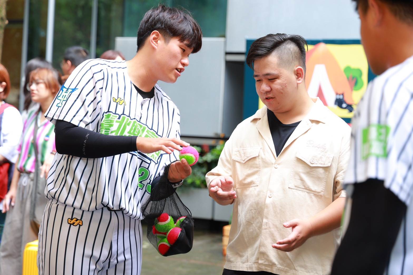 <a href='/search/tags/臺北市政府體育局/' target='_blank'>臺北市政府體育局</a>及臺北興富發棒球隊邀請市民一起動起來，共創健康、活力、正向的運動城市。（圖／臺北市政府體育局提供）