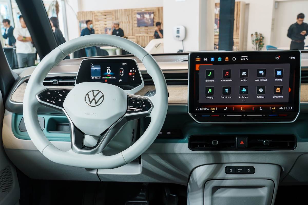 車內同步整合了ID. Digital Cockpit全邏輯數位化儀表、Discover 12.9吋多媒體鏡面觸控主機及4種駕駛模式調整。（圖／林昱丞攝影）