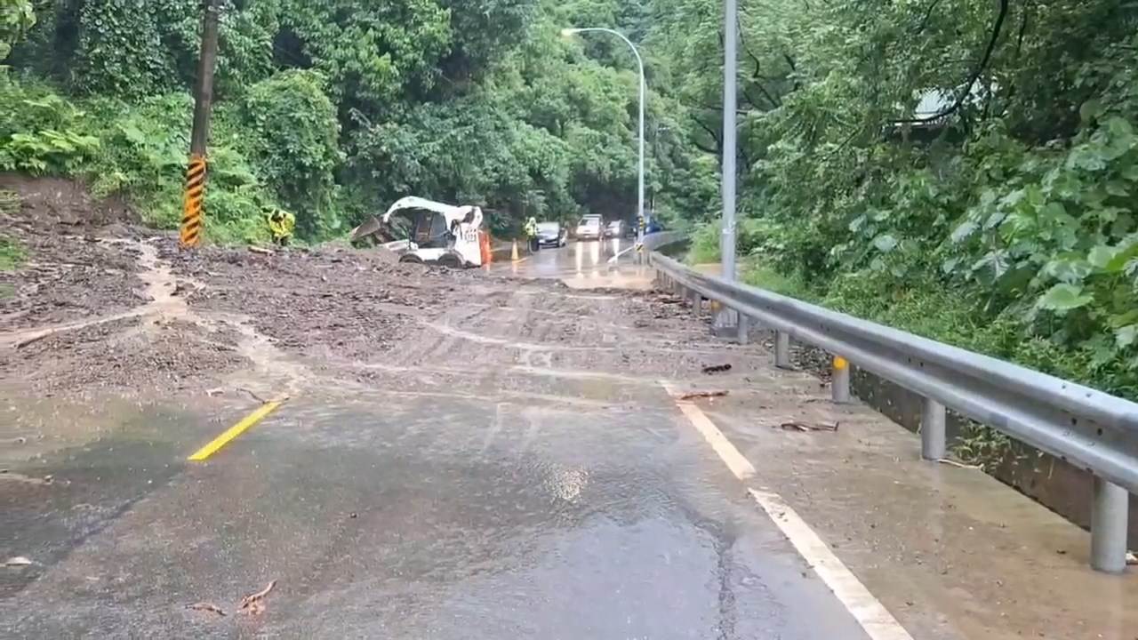 e701fe53-b33a-450e-9f3d-36437f597753.mp4_snapshot_00.07.851