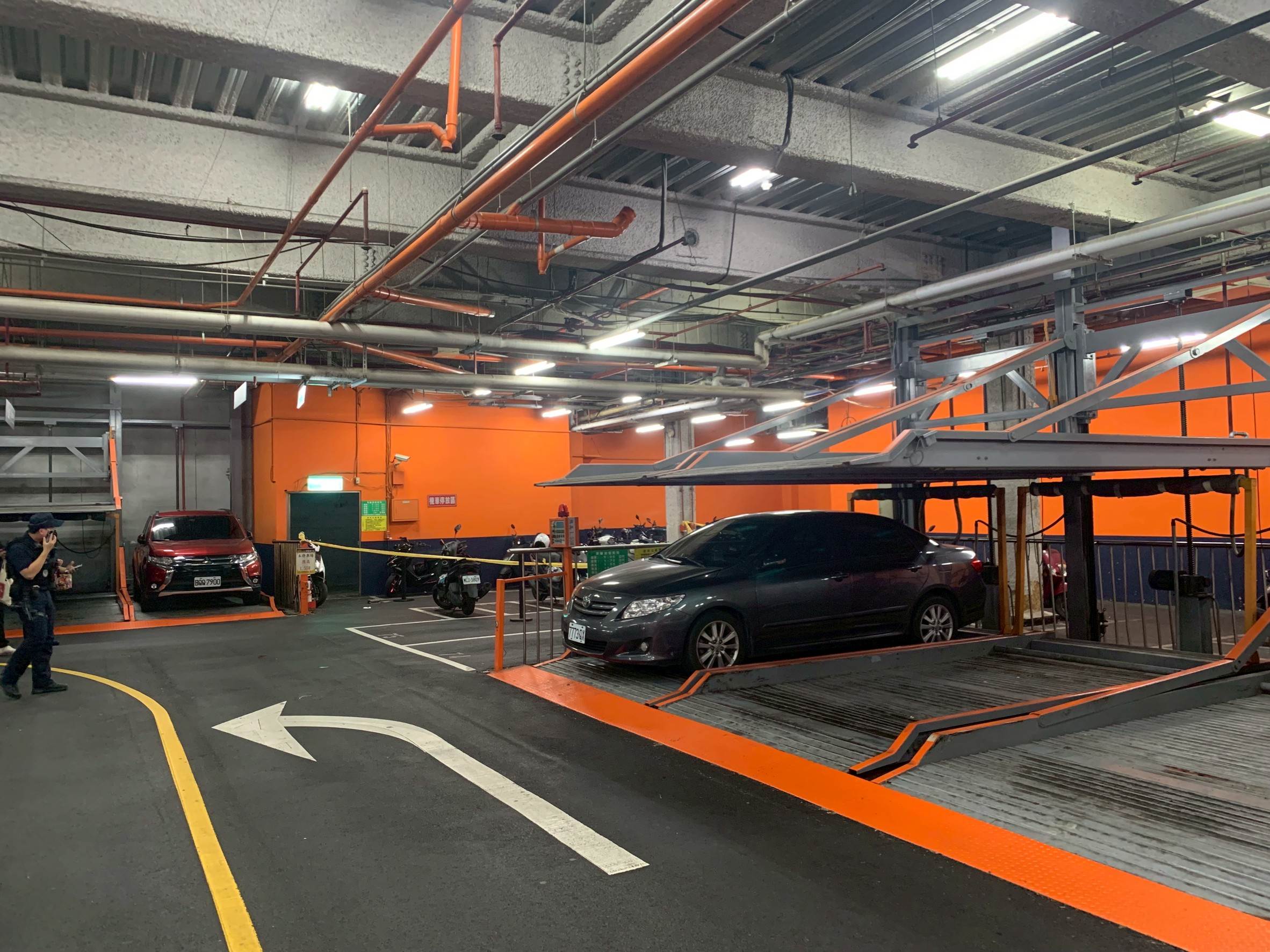 BC993E4F-CBDF-4855-8B6A-57CC4C97E05C