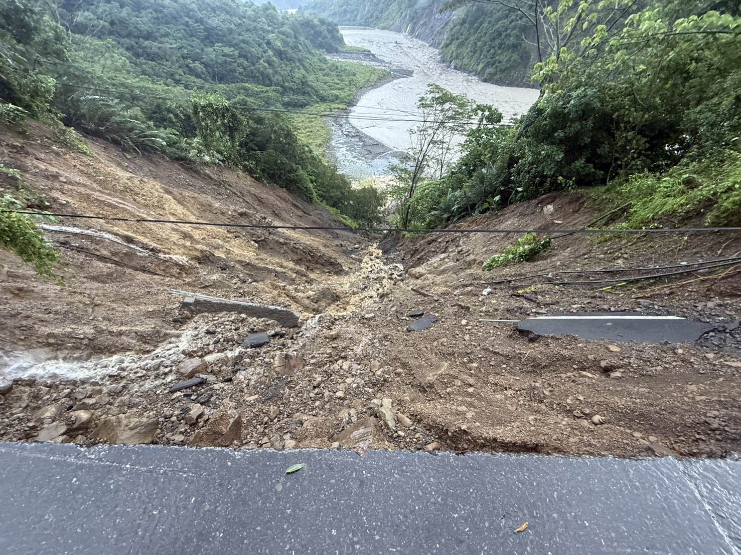 Lesbian outdoors clips.