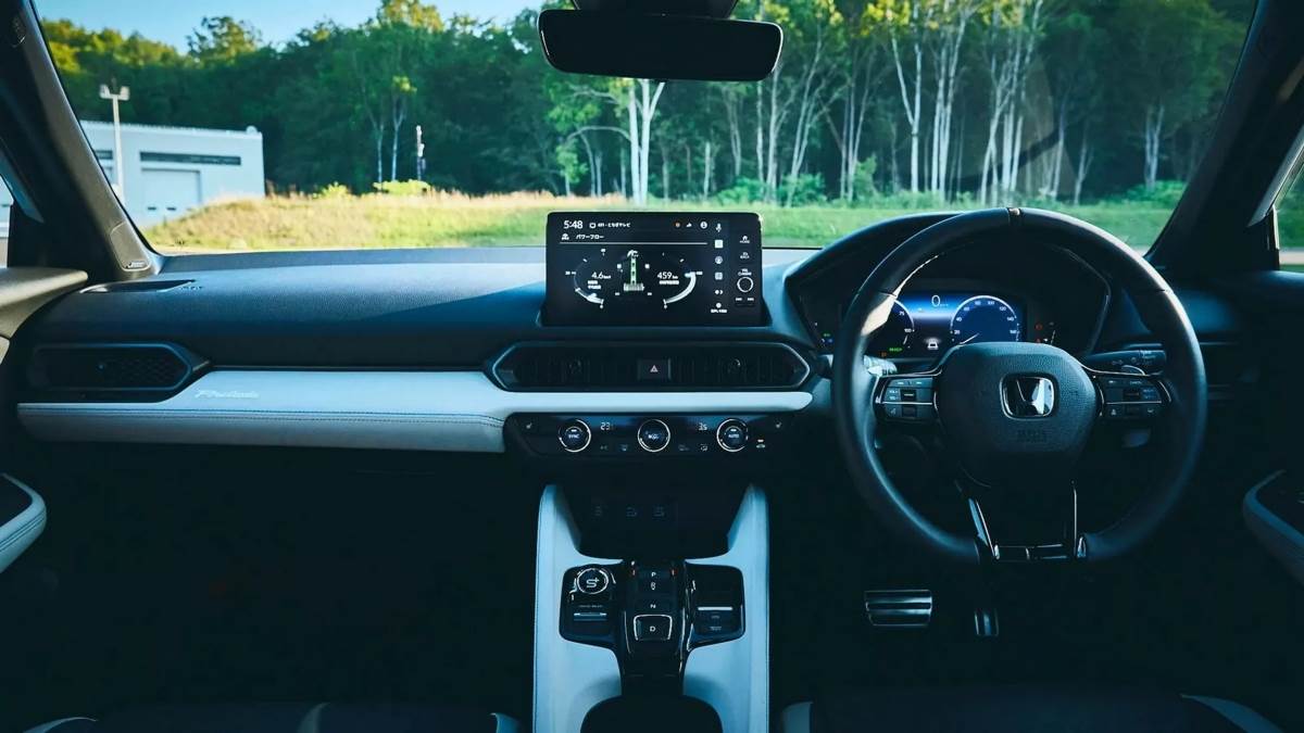 中控台重新抬高,讓整體的控制介面更容易被使用。(圖/本田提供)