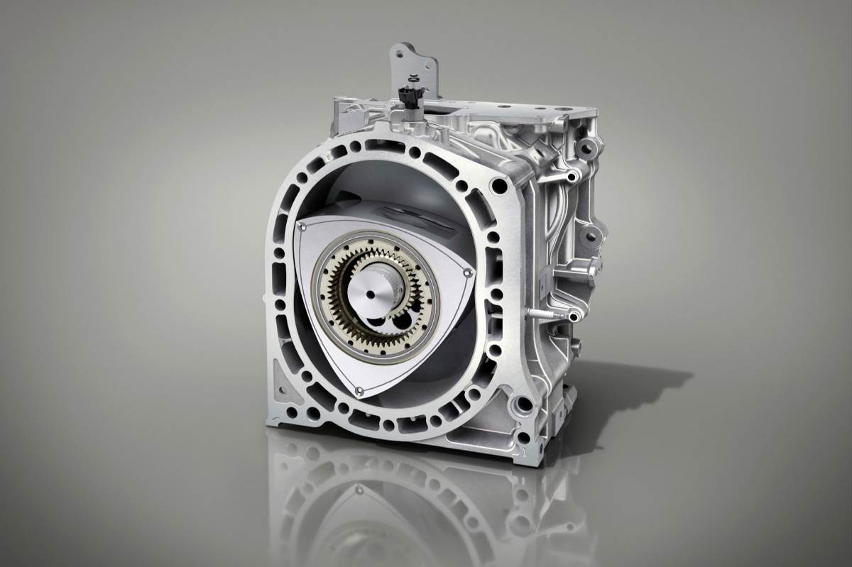 這輛Iconic SP衍生車型將搭載轉子引擎增程器的油電混合動力。(圖/Mazda提供)