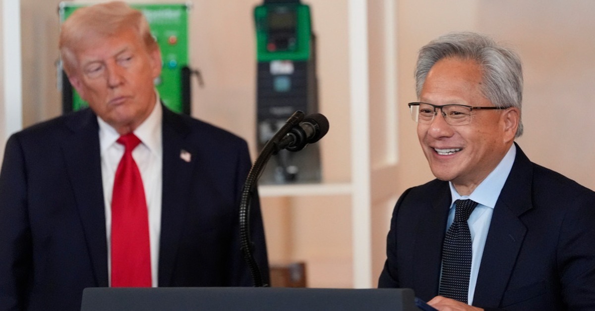 美國總統川普和輝達執行長黃仁勳。（圖／美聯社）