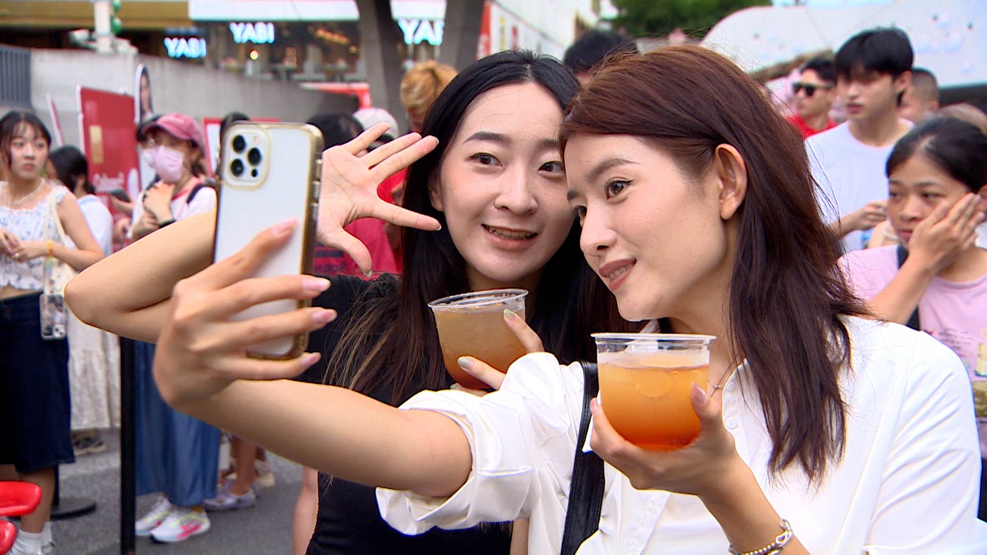 m2美度更攜手亞洲百大酒吧，打造三款夏日膠原特調。（圖／東森新聞）