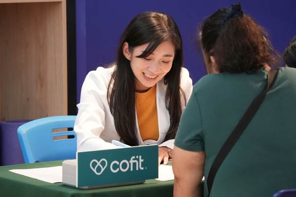 Cofit App 自 2017 年上線以來，已協助超過三萬名學員成功減重，累積成效近十萬公斤。無須長時間訓練或嚴苛飲食，只需每天花 3 分鐘記錄飲食、10 分鐘學習營養觀念，即可讓體態與健康同步升級。（圖／Cofit我的專屬營養師提供）