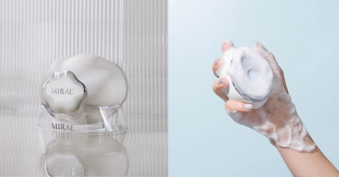 【未來美】第四代旗艦之王-白金級雲朵洗臉機NT$3,360。（圖／未來美提供）