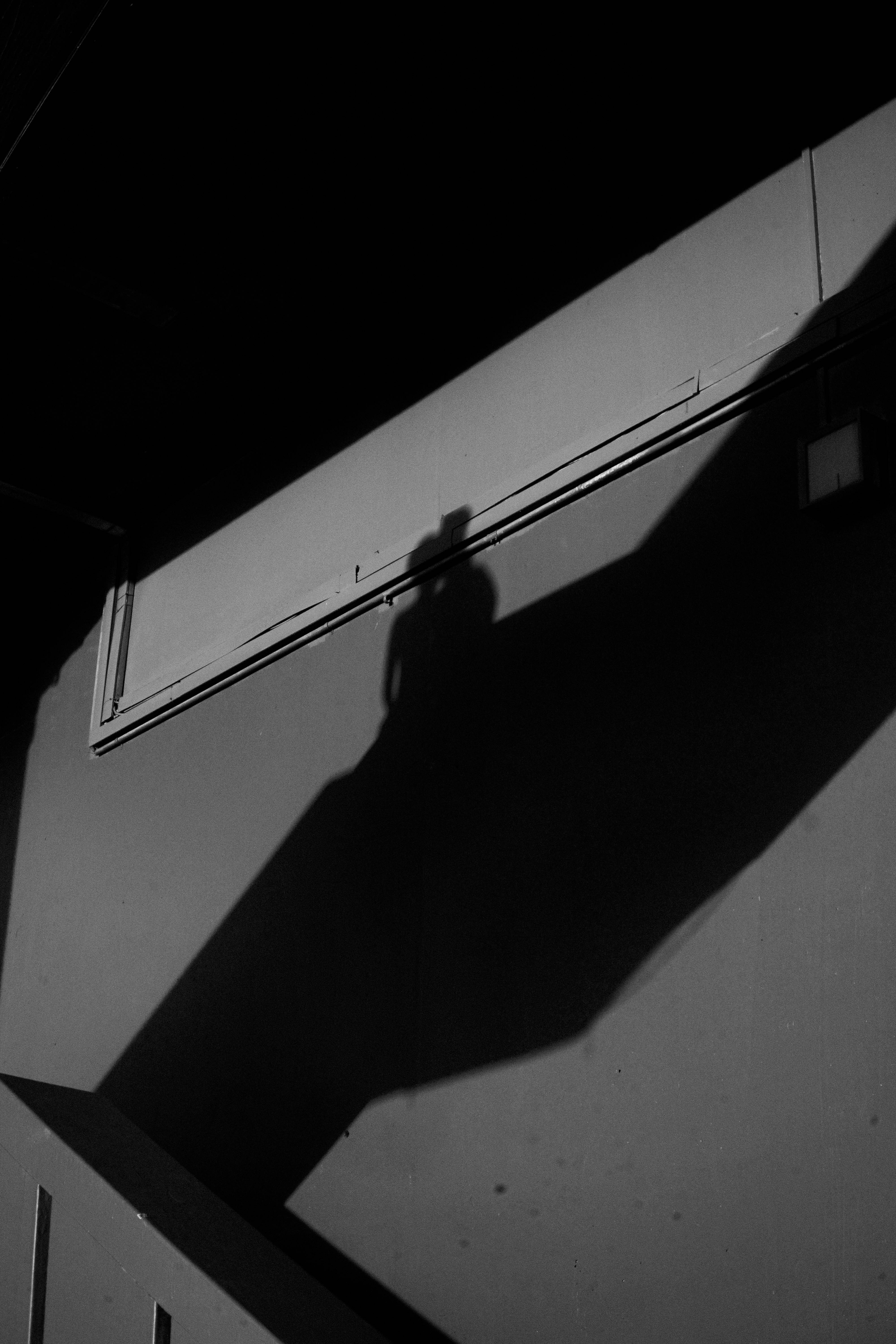 黑灰等深色裝潢易聚陰。（示意圖／翻攝自pexels）