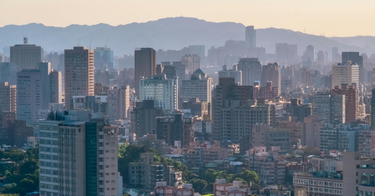 被逼用新青安「買房給爸媽」！女大生靠變賣苦撐問：怎讓銀行寄警告信