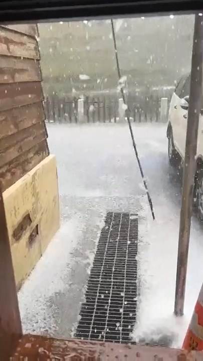 3AD162FF3E8BB9FDEC0AEED82C96BFF29142527E.mp4_snapshot_00.01.332