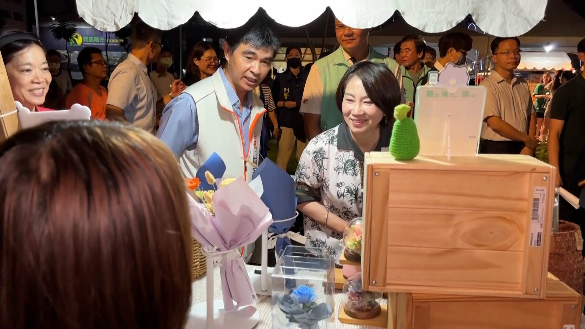 花卉、<a href='/search/tags/文創/' target='_blank'>文創</a>、輕食攤位進駐，打造最具特色的在地市集。（圖／東森新聞）