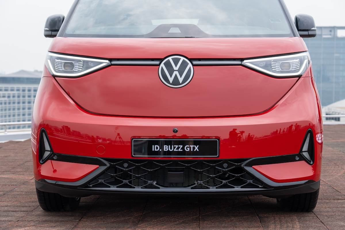 換上全新保桿增添許多運動氣息，同時保有復古科技的一貫氛圍。（圖／林昱丞攝影）