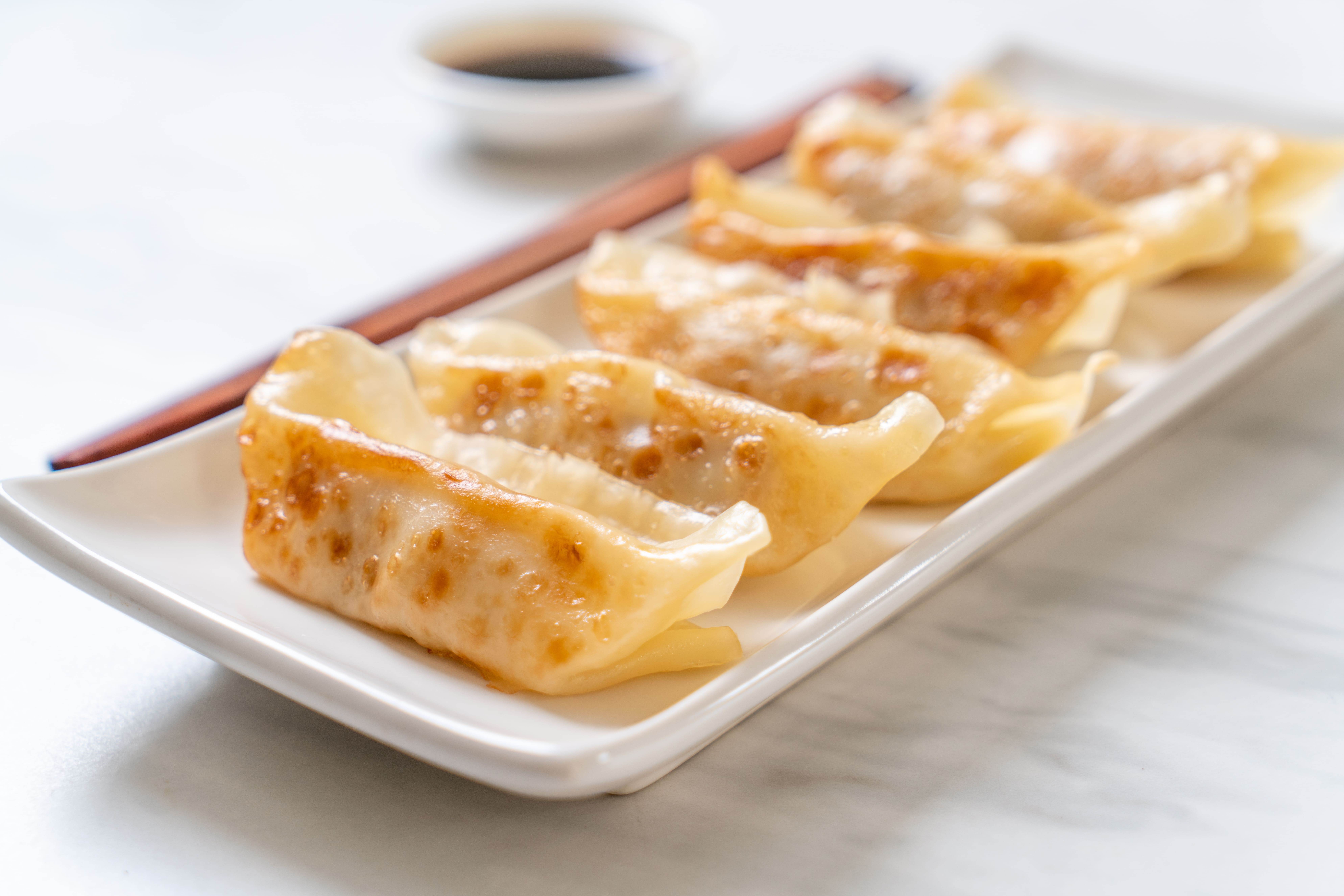 japanese-gyoza-dumplings-snack