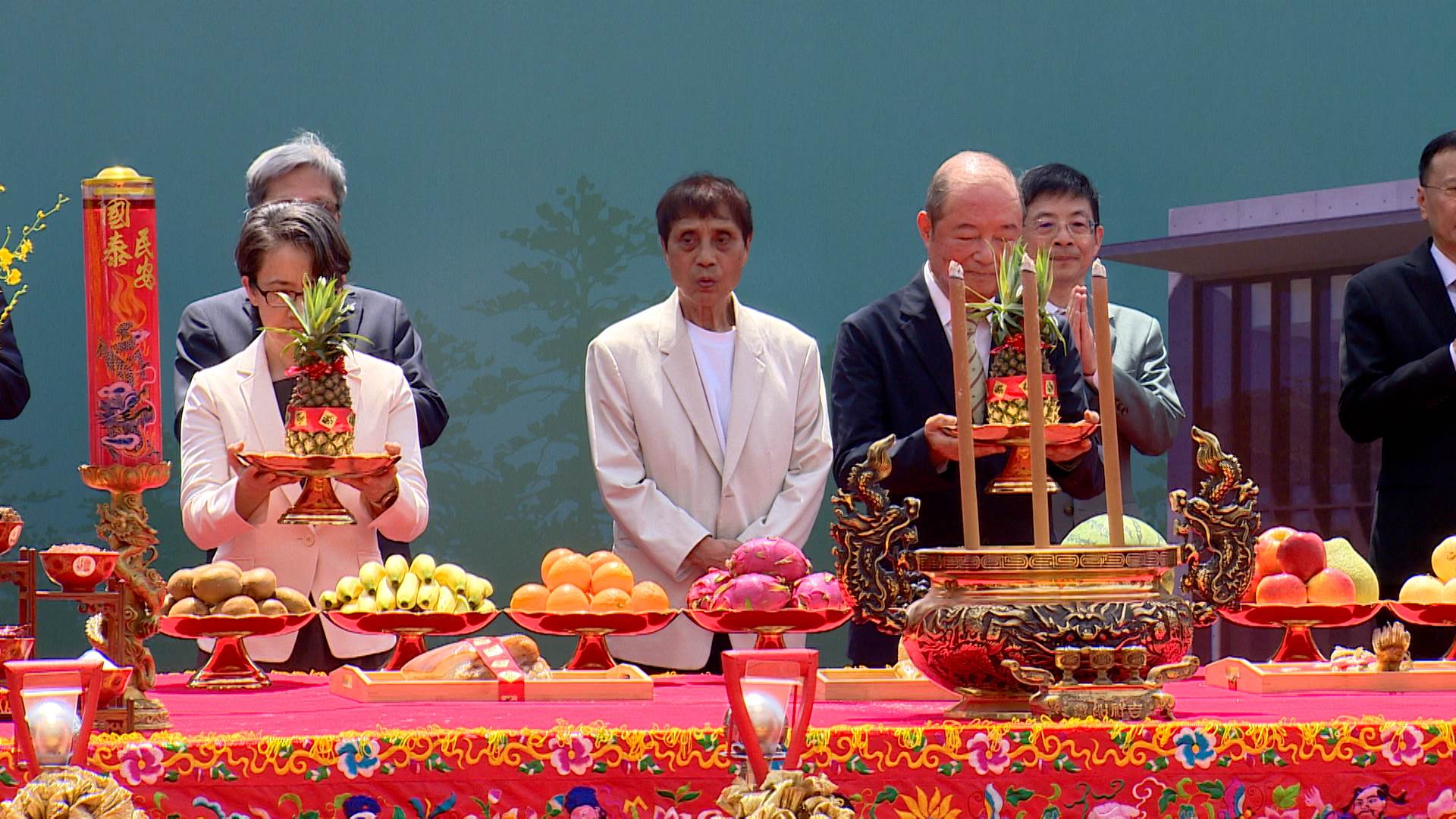 這座備受矚目的永續講堂,由世界知名建築大師安藤忠雄親自操刀設計。