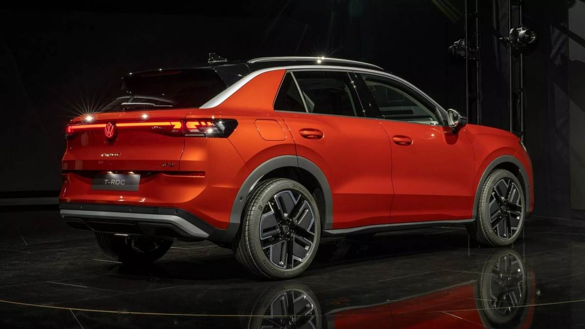 車長來到4,373 mm，軸距也達2,631 mm，整體車身比例更顯成熟動感。（圖／福斯提供）