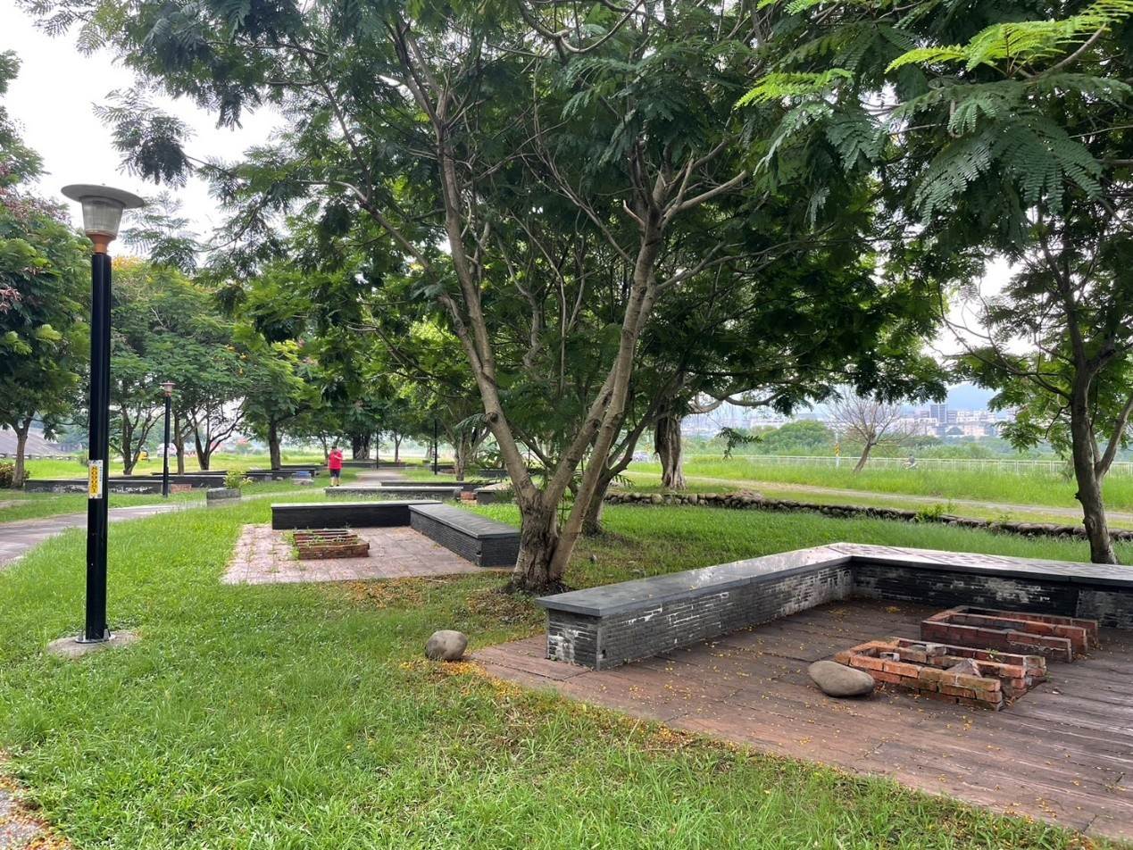 常設開放烤肉野炊區鹿角溪原住民主題部落公園