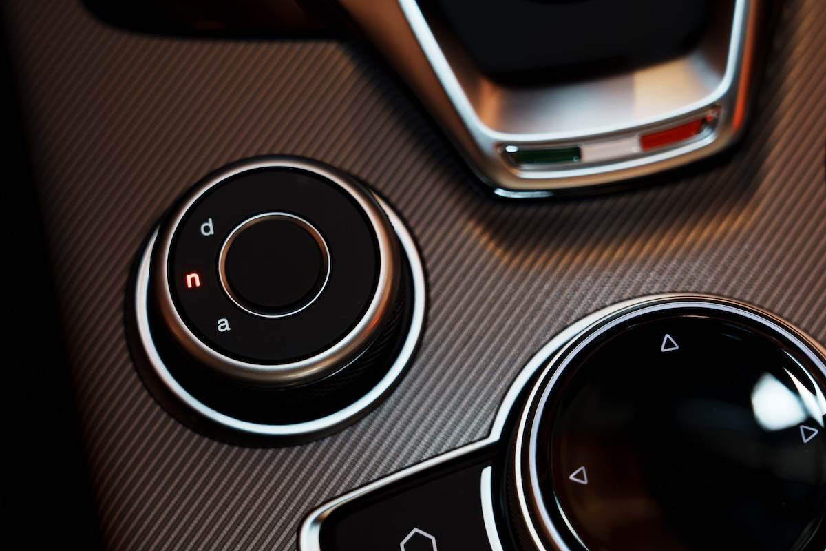 全車系皆配備「Alfa DNA Pro駕駛模式」，可依需求隨時切換運動或舒適化設定。（圖／林昱丞攝影）