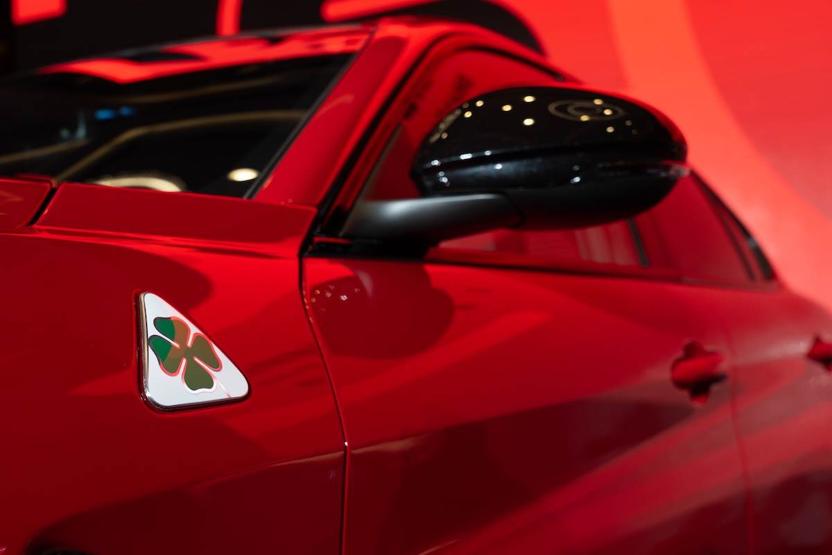 當家四葉草，Giulia Quadrifoglio擁有賽道科技所帶來的強大性能。（圖／林昱丞攝影）