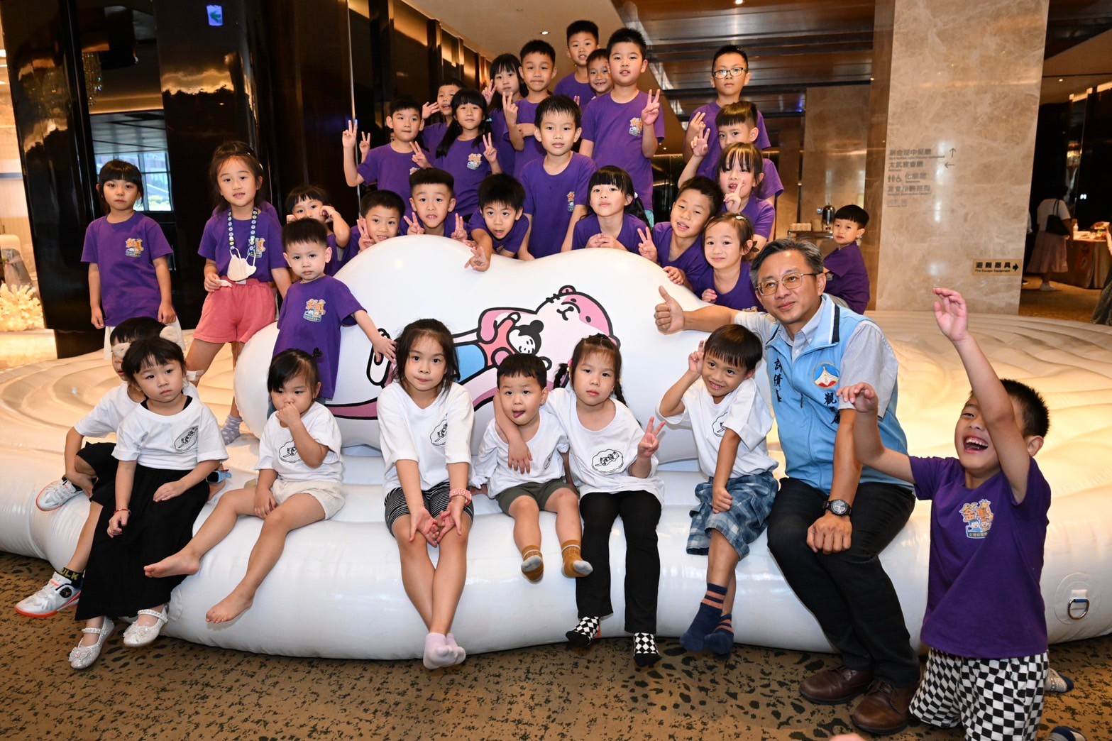 每一次相聚都是重新認識金門的一種方式。邀請大家在秋冬到初春的季節裡走進金門,親身感受島嶼的日常美學與無限創造力,與我們一起享受最獨特的島嶼慢生活。(圖/金門縣府提供)