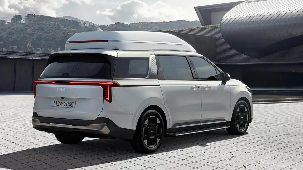 車輛的高頂設計是最容易辨別的地方，擁有更好的車內空間表現。（圖／Kia提供）