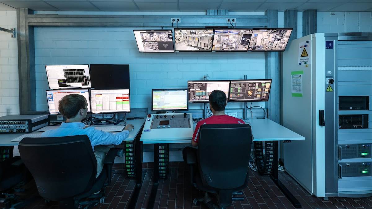 保時捷比以往更仰賴數位測試技術，造就純電Cayenne開發時程縮短20%。（圖／Porsche提供）