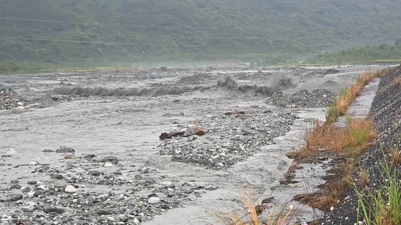 9dcdbfe6-bc76-4310-9b48-00038a71c6d4.mp4_snapshot_01.08