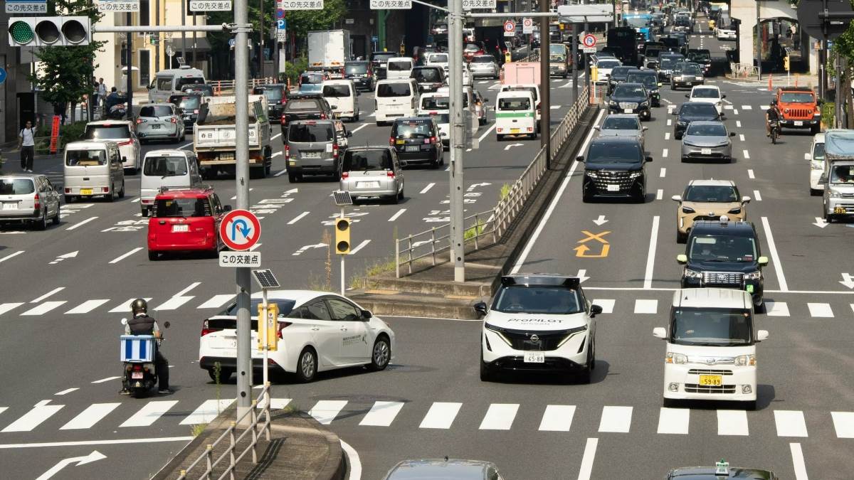 目前原型車採用的是Ariya電動車,而日產預計將可以在2027財年正式商用。(圖/日產提供)