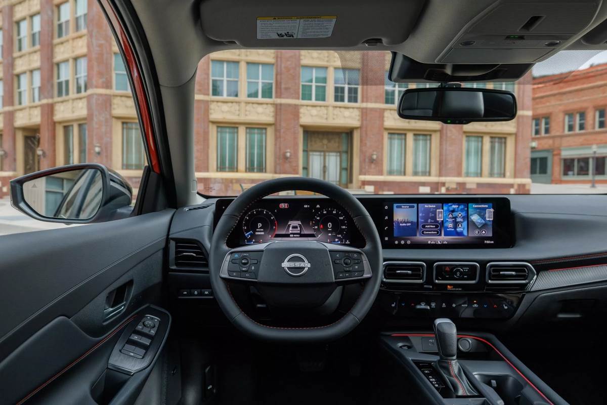 車內的進化也是本次大改款重點，整體更為簡潔，並且更富有科技感受。（圖／日產提供）